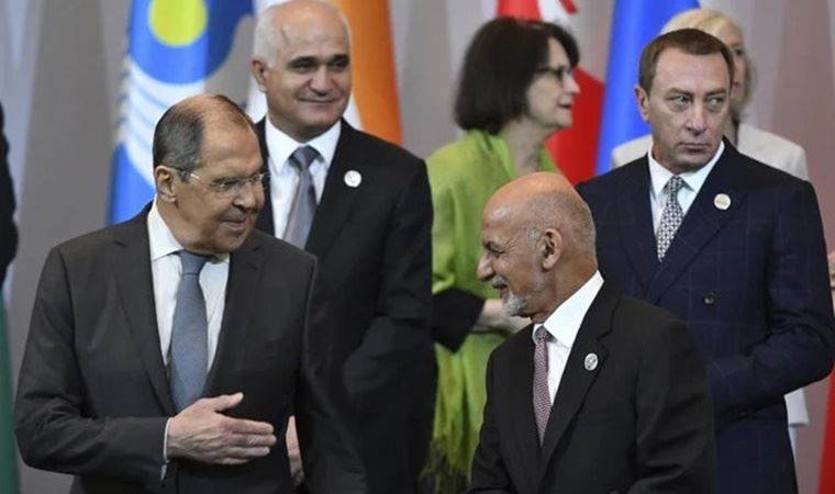 Rusya Dışişleri Bakanı Lavrov'dan kritik uyarı! 'Komşu ülkelere taşabilir'