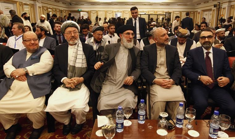 Üst düzey Afgan heyeti Doha'da! Taliban ile müzakereler yeniden başlayacak mı?