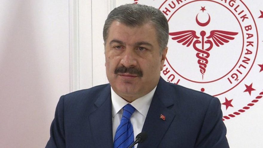Fahrettin Koca bir kente dikkat çekti! 'Bayramı bayram gibi kutlamayı hak etti'