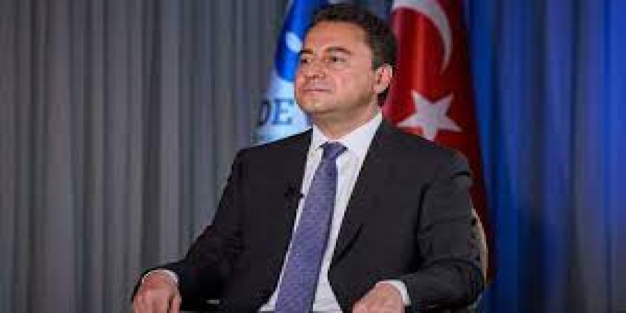 "Krizlerin ortağı" sözü kızdırdı! MHP'li isim Ali Babacan'ı çok ağır sözlerle hedef aldı! "Çok yüzlü, itibarsız ve güvenilmez yabancı dokuması"