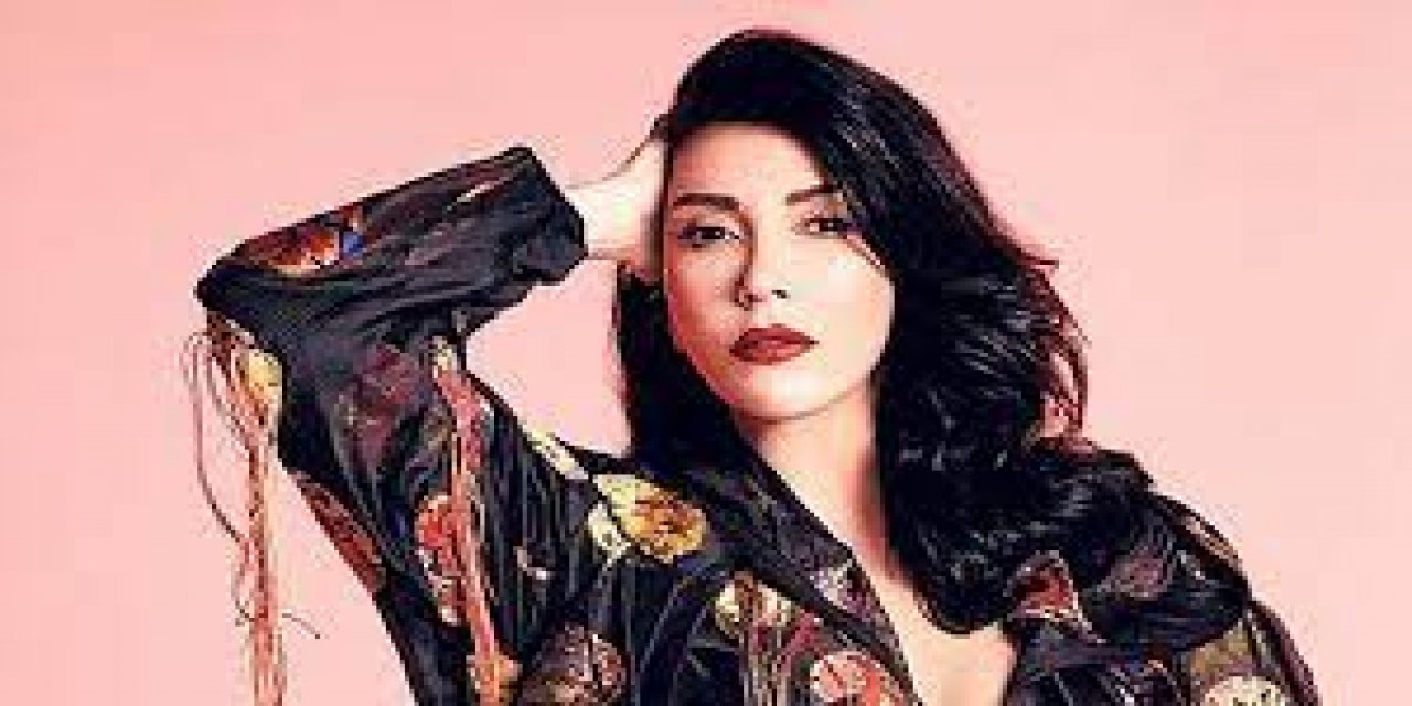Herkesten saklamış... Şarkıcı Hande Yener'den hayranlarını üzen itiraf!