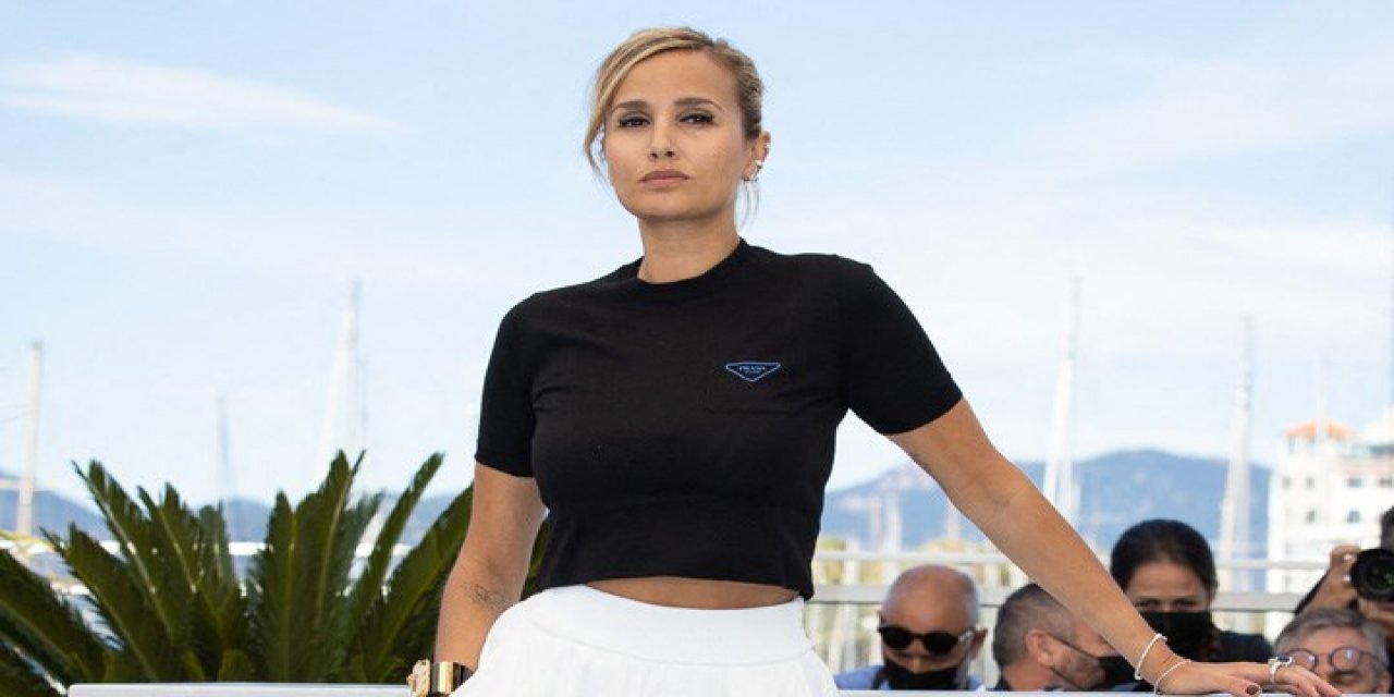 Cannes'da ödüller sahiplerini buldu! 37 yaşındaki yönetmen tarihe geçti!