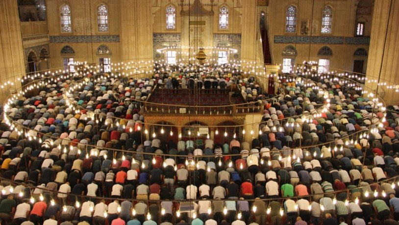 Diyanet İşleri Başkanlığı  il il bayram namazı saatlerini açıkladı