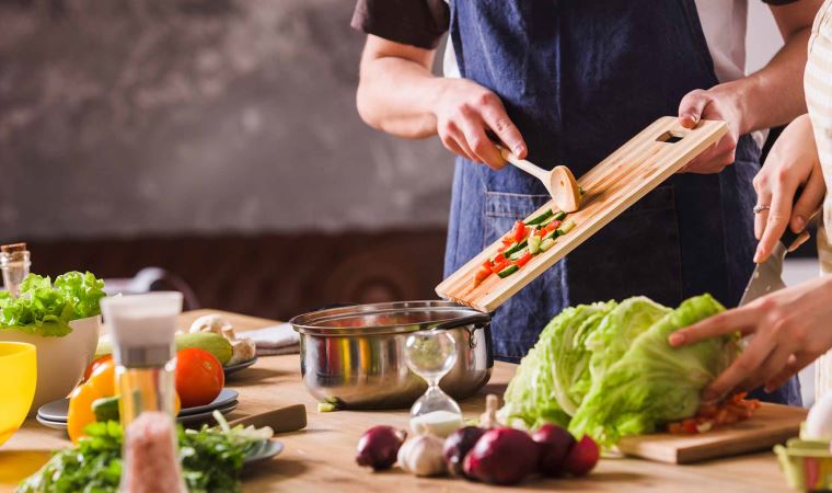 Sağlığınızdan olmayın! İşte 5 adımda sağlıklı beslenme