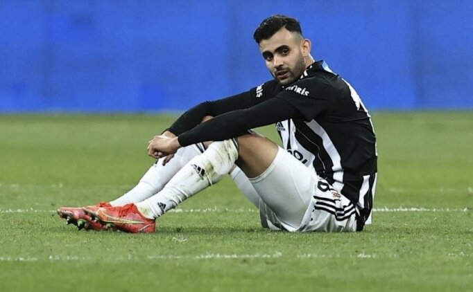 Ünlü futbolcu, Rachid Ghezzal transferine el attı!