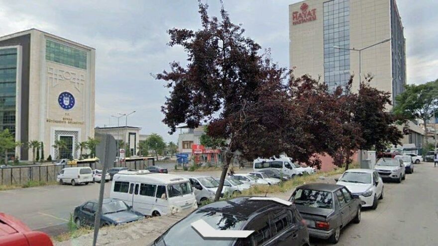 AKP’li belediye kültür merkezini yıktı, otopark yaptı