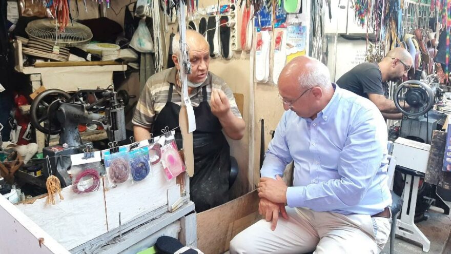 CHP’li Çakırözer vatandaşın derdini dinledi! 'Esnaf satamıyor, vatandaş alışveriş yapamıyor'