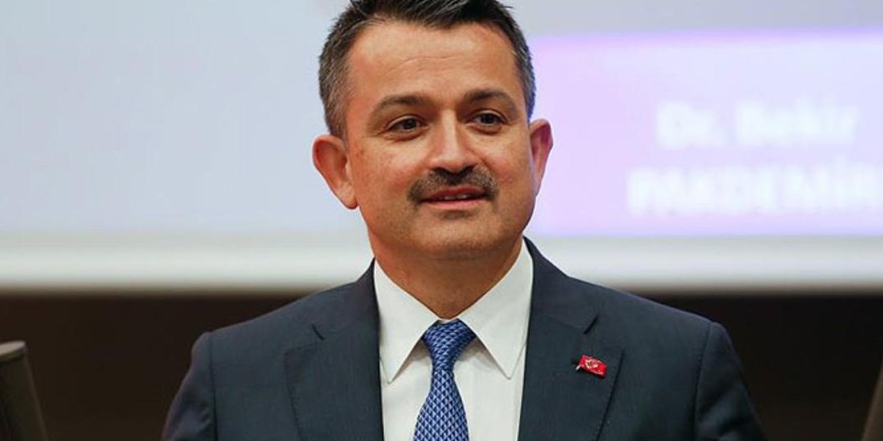 Tarım Bakanı'nın "Bayram mesajına" tepki! Okuyan Türkçe'yi unuttu...