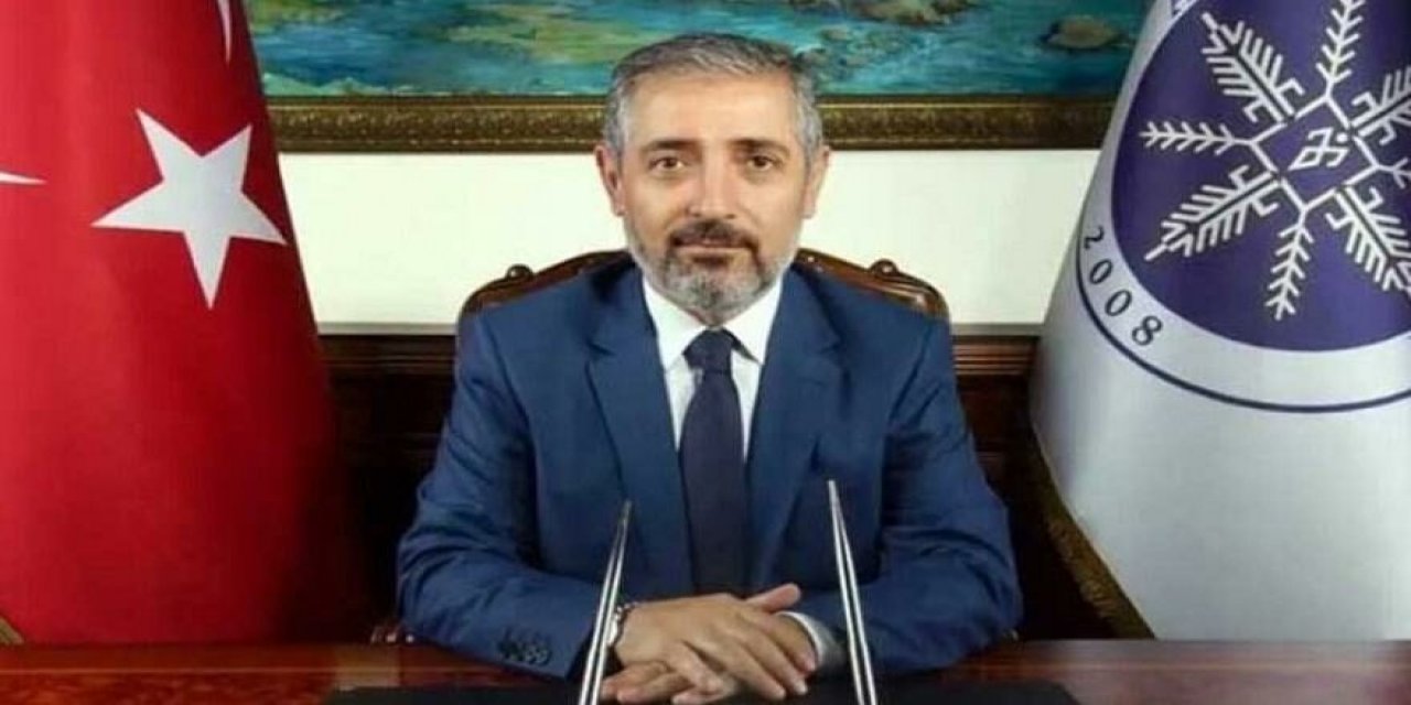 "9 makamı" birden olan rektör gündem olmuştu... Mehmet Biber sessizliğini bozdu: Sadece rektörlük maaşı alıyorum