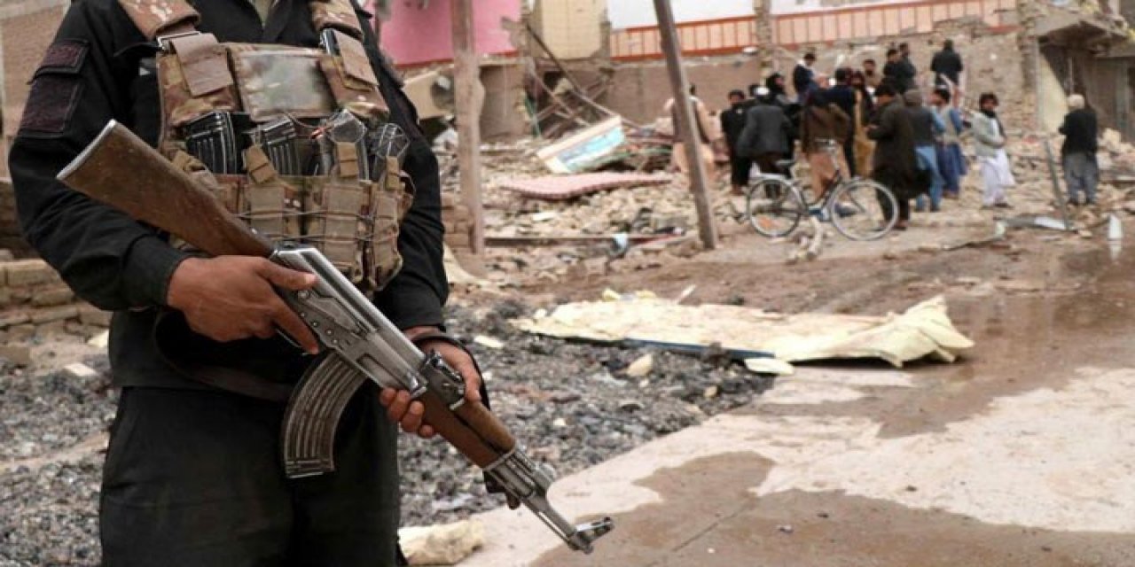 "Silah zoruyla yönetime el koyabilir" Rusya'dan Afganistan'a "Taliban" uyarısı!