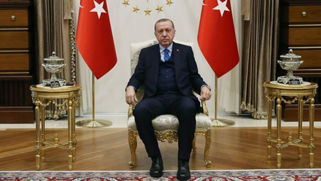 Erdoğan'ın olası hastalığını açıkladı! 'Zaman ve mekan algısını yitiriyor...'