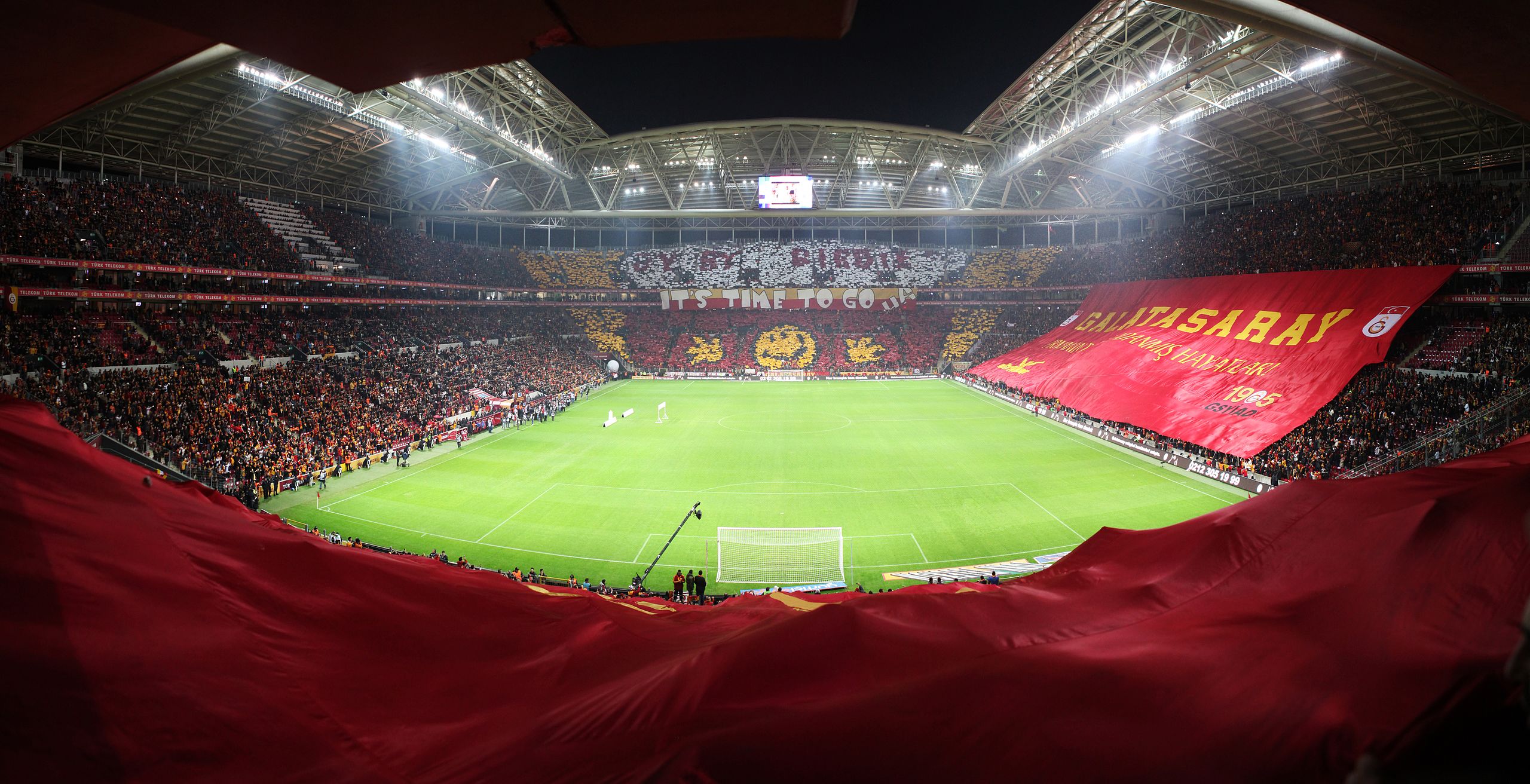 Galatasaray üç transferini dikkat çeken bir paylaşımla açıkladı