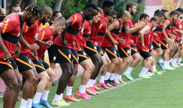 Galatasaray'ın yeni transferi takımla çalıştı
