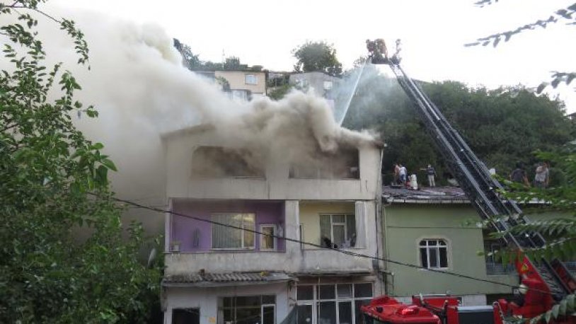 Üsküdar'da yangın paniği