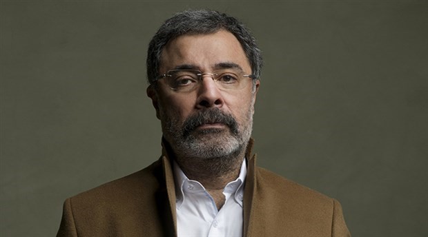Ahmet Ümit'ten mülteci yorumu! "Bu zavallı göçmenlerden nefret etmek yerine..."