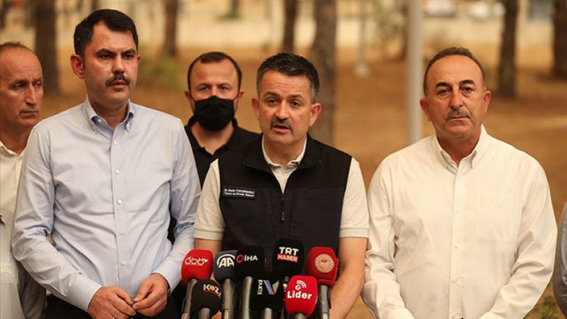 "11 yangın devam ediyor" Bakan Bekir Pakdemirli'den orman yangınları hakkında açıklama