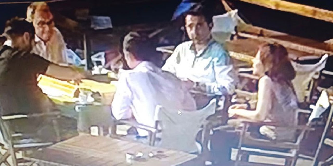 Okey oynarken görüntüleri ortaya çıktı... İhaleyi verenle alan aynı masada!