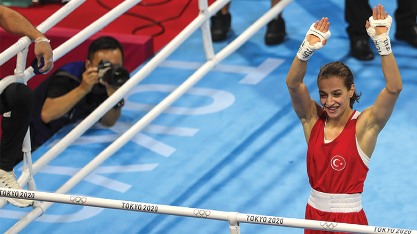 Madalyayı garantiledi! Buse Naz Çakıroğlu yarı finalde