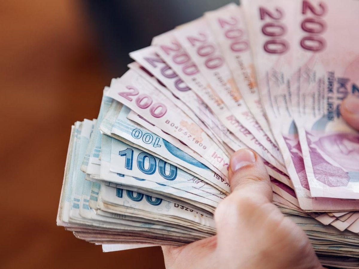 Çift maaş skandalında yeni isimler ortaya çıktı!