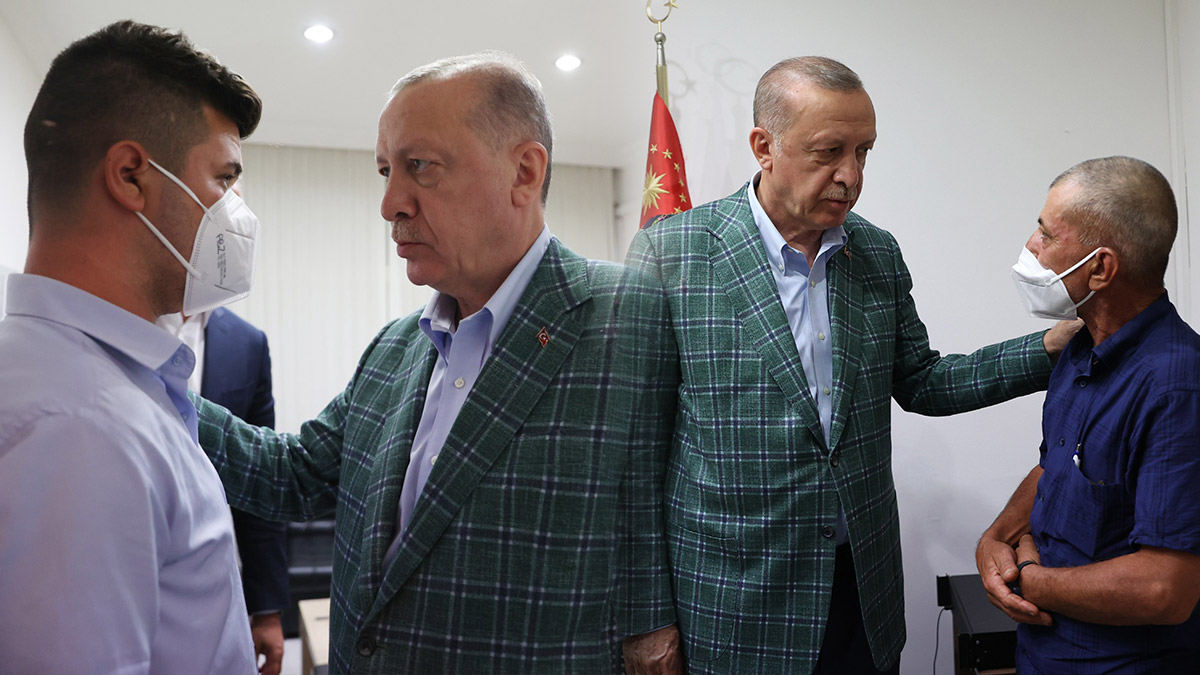 "Aileyi ayağına getirttiler, devlet yangına müdahale etmiyor" İşte Erdoğan'ın Marmaris ziyaretinin perde arkası!