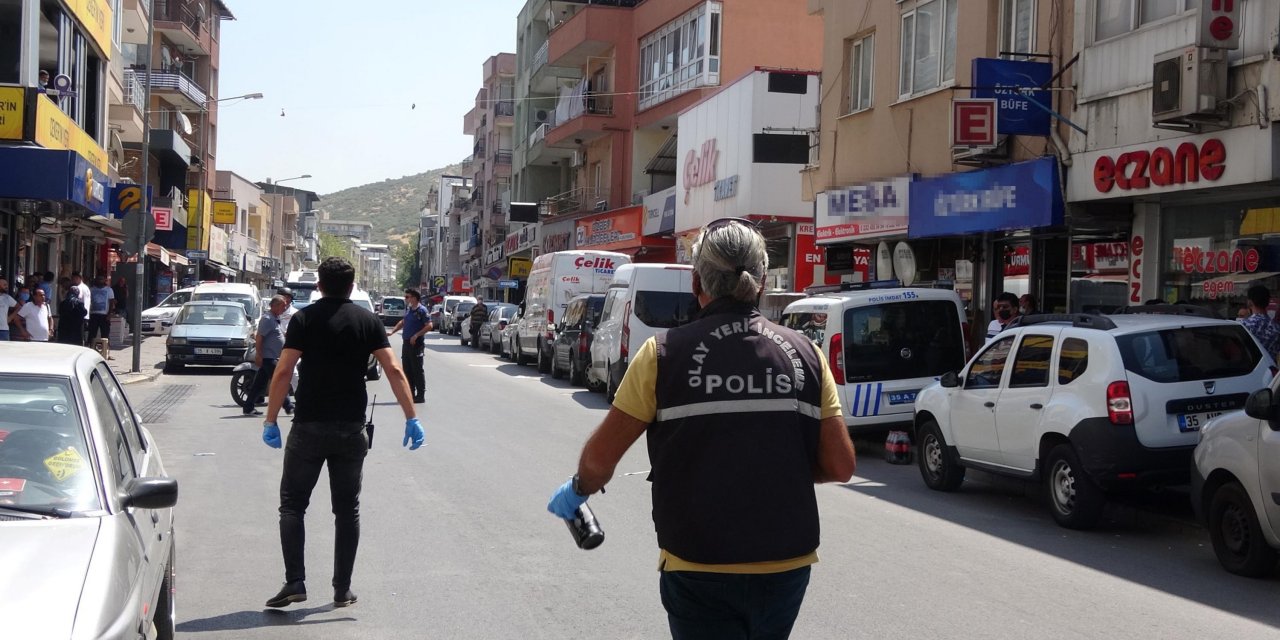 İzmir'de silahlı kavga: 3 yaralı