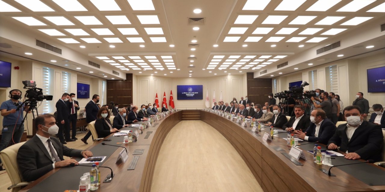 Memur ve memur emeklisinin zam pazarlığı başladı