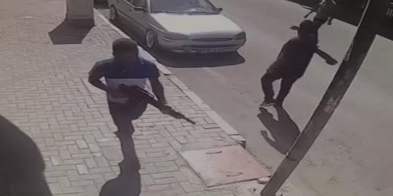 İzmir'de silahlı kavga: 3 yaralı