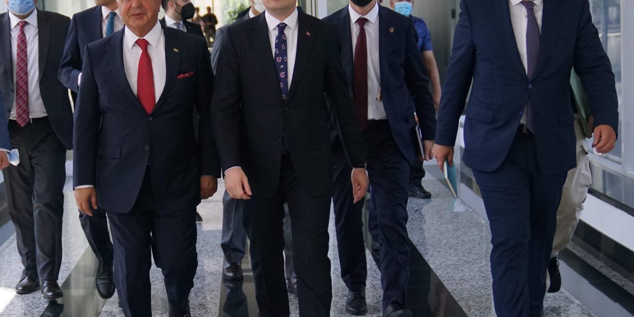 TİM Başkanı Gülle: 5 sene içerisinde 300 milyar dolara ulaşacağız