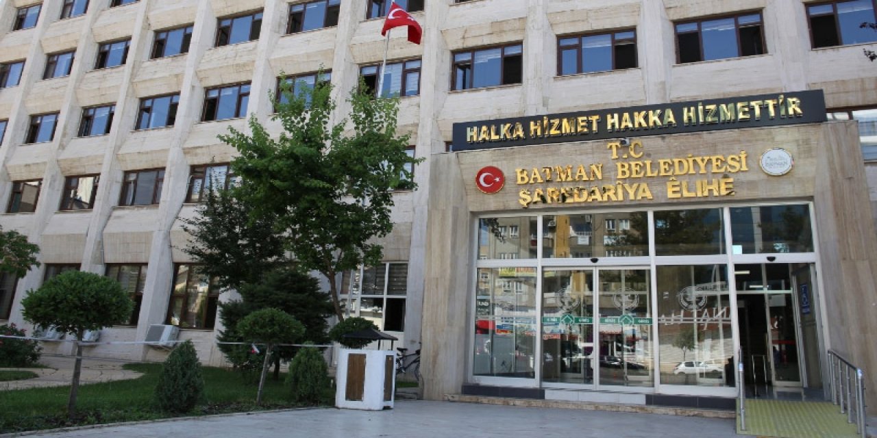 İhaleyi eski AKP'li vekilin akrabası aldı! Batman Belediyesi'ne atanan kayyum 12.1 milyon liraya "su deposu" yaptırdı!