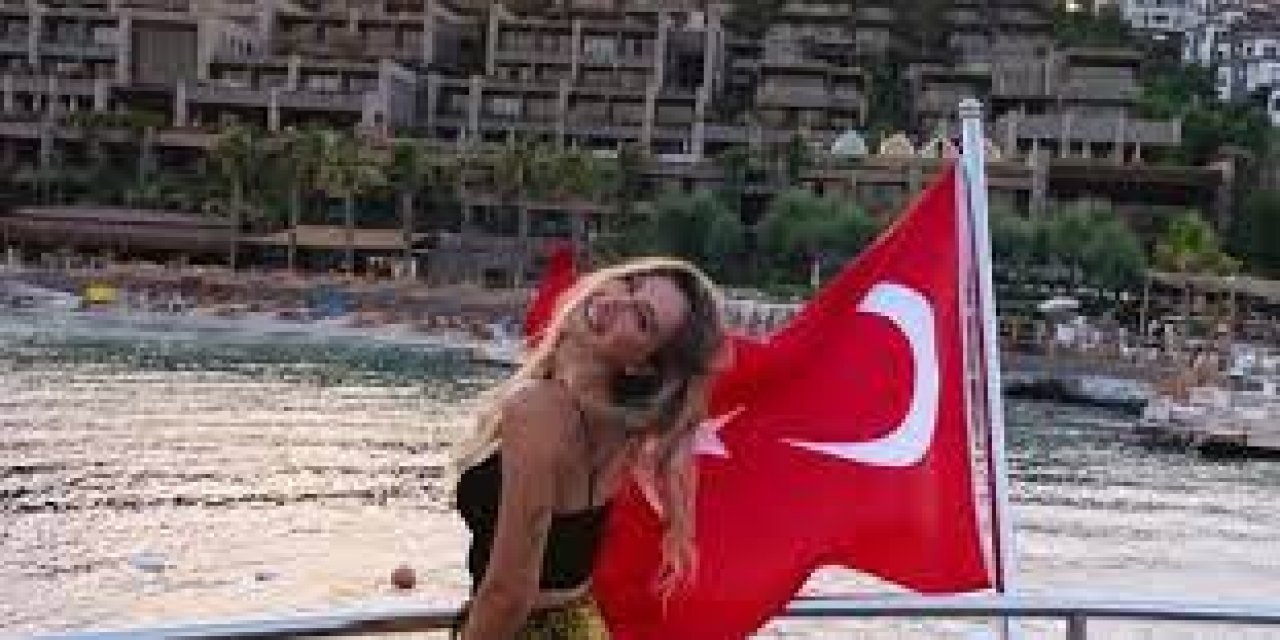 Tatil pozları tepki  çekmişti... Şeyma Subaşı'dan eleştirilere yanıt! "Tekne bizim değil"