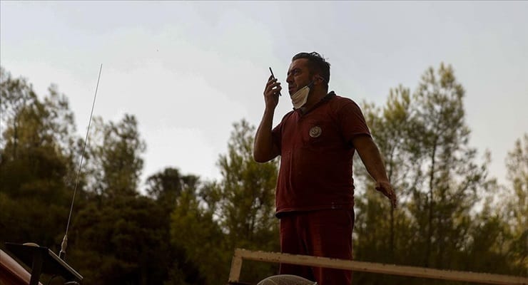 "Yangını söndürünce yanınıza geleceğim" Arazöz üzerinden evini aradı
