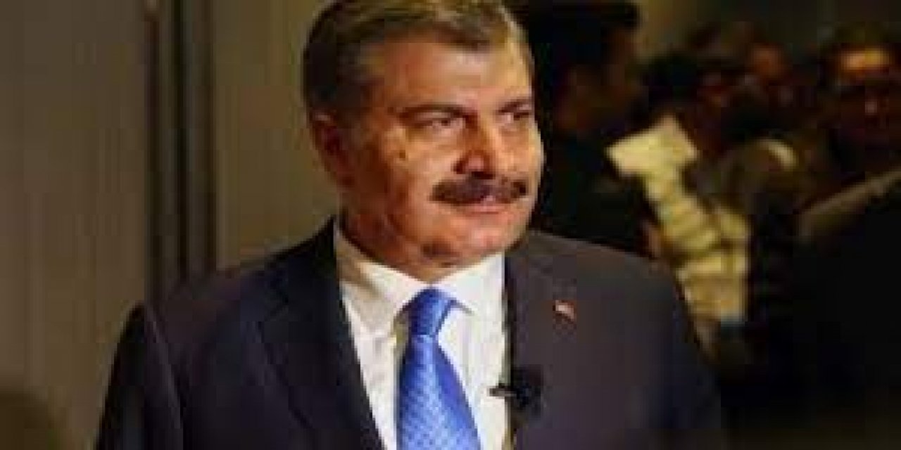 "Klorokin" açıklamaları bir yılda değişti! Topu taca attı...  Bakan Koca sorumluluğu Bilim Kurulu’na yükledi!