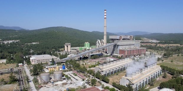 Termik santrali tehdit eden yangın kontrol altına alındı