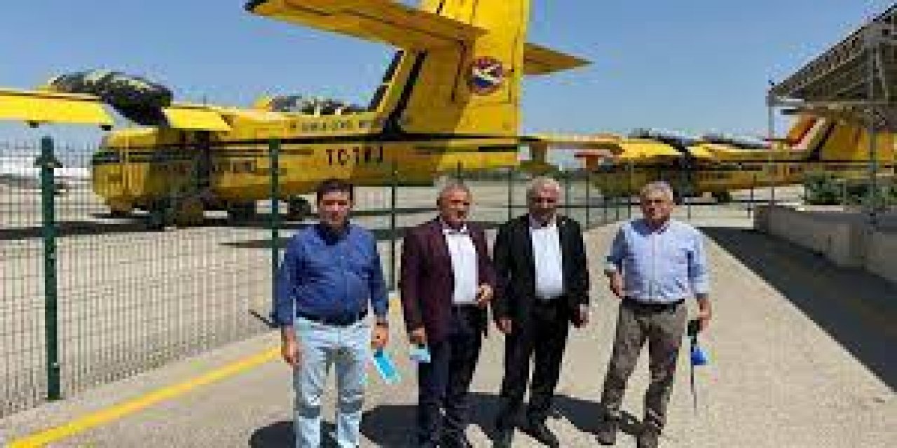 "Yazıklar olsun" CHP’li vekiller o uçakları görüntüledi! "Neden burada atıl vaziyette duruyor?"