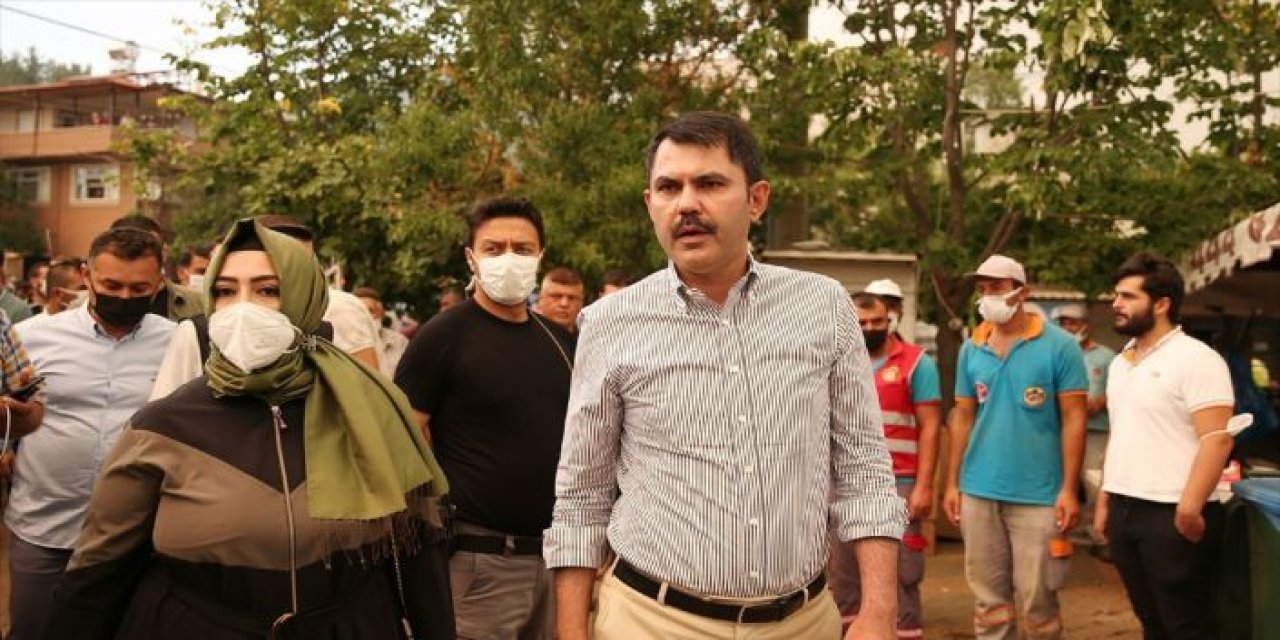 "Yangın üzerinden siyasi rant elde etmeye çalışanları görüyoruz" Bakan Kurum: Buraya gelip selfie çekip gitmiyoruz