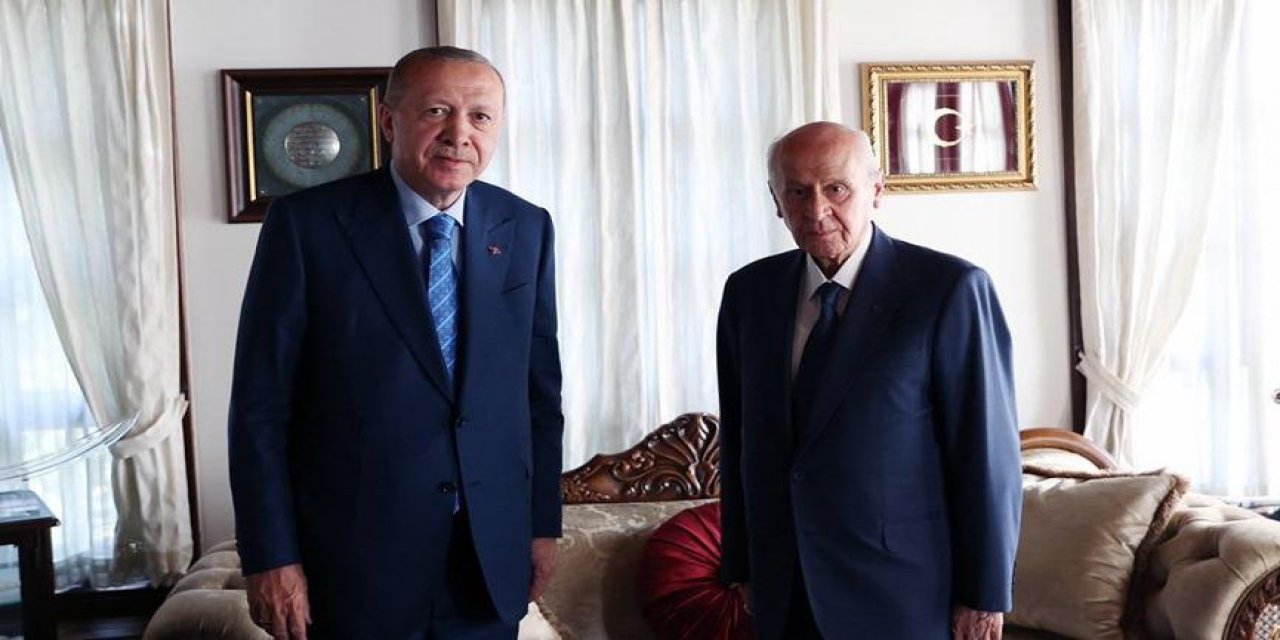 "Bütün problemlerin temelinde sistemin bozukluğu ve çarpıklığı yatıyor" diyerek söze başladı ve...AKP'li eski vekilden çarpıcı açıklamalar! "Seçim kanunu müzakereleri Cumhur İttifakı’nın devam edip etmeye