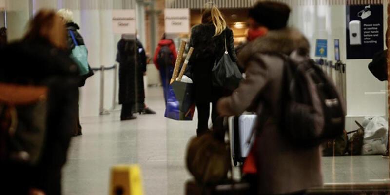 İngiltere trafik ışığı sistemi uyguladığı seyahat kurallarını güncelledi! Türkiye kırmızı listeden çıktı mı?