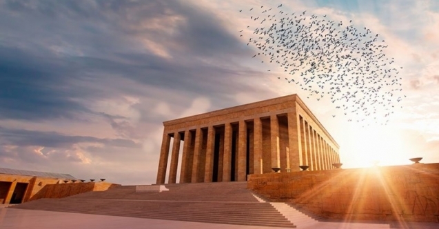 AKP'li yöneticiden skandal Anıtkabir beğenisi! Tepki çekince hesabını kapattı