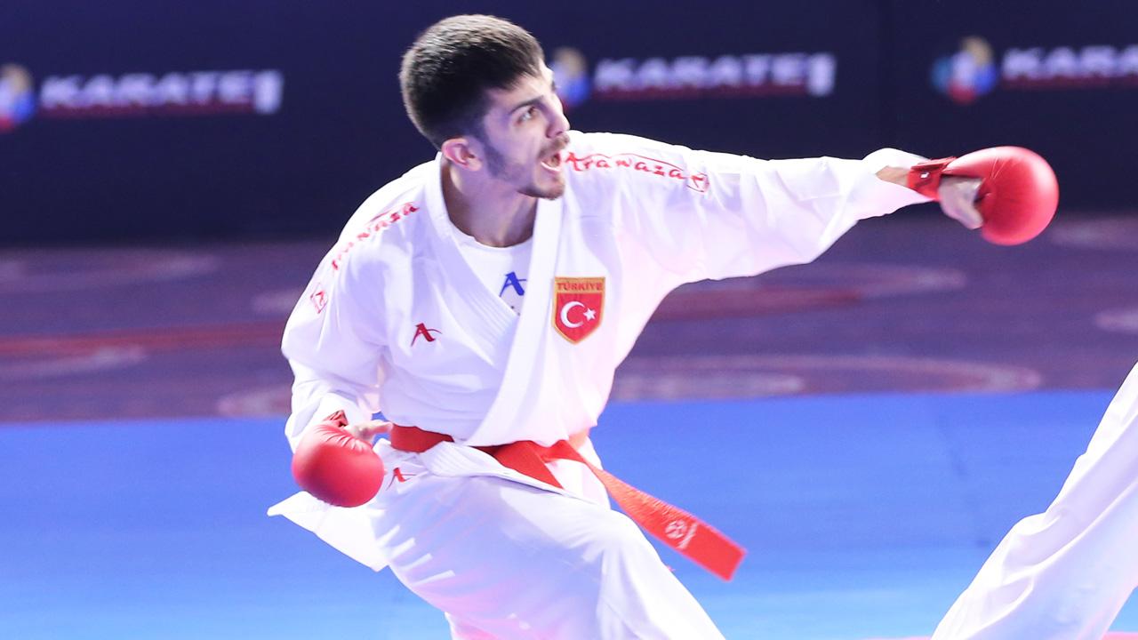 Milli karateci Eray Şamdan'dan gururlandıran başarı