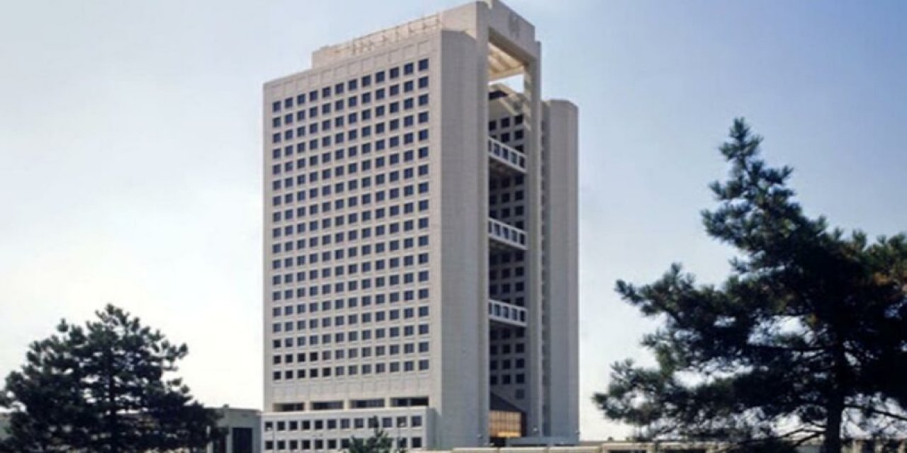 Çift maaş alışkanlık yaptı! İstifa etti 26 gün sonra yeniden çifte maaşa kavuştu!