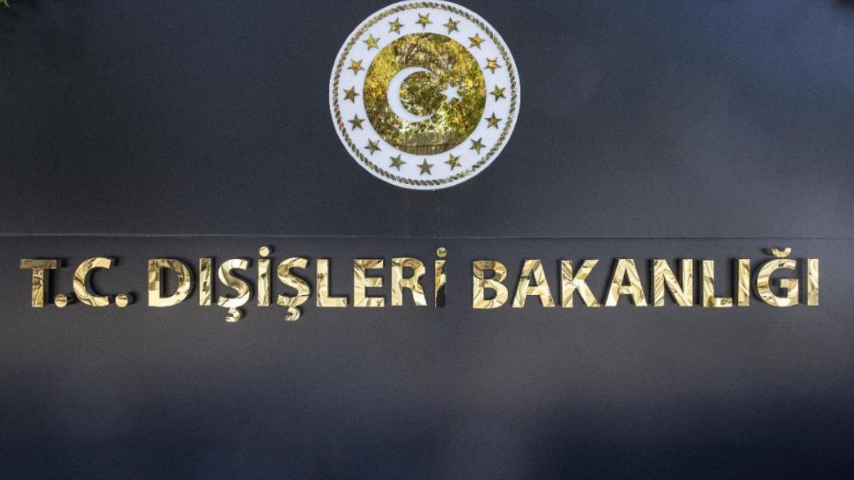 Türkiye'den Fransa'daki bıçaklı saldırıya ilişkin ilk açıklama: Şiddetle kınıyoruz