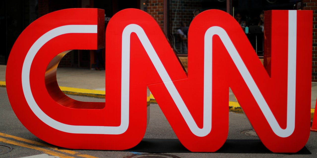 ABD merkezli haber kuruluşu; CNN aşı olmadıkları gerekçesiyle 3 çalışanını kovdu!