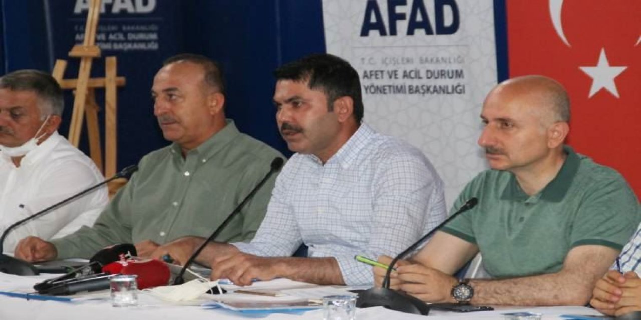 3 Bakan kamera karışına geçti ve ortak açıklama yaptı! İşte orman yangınlarında son durum...