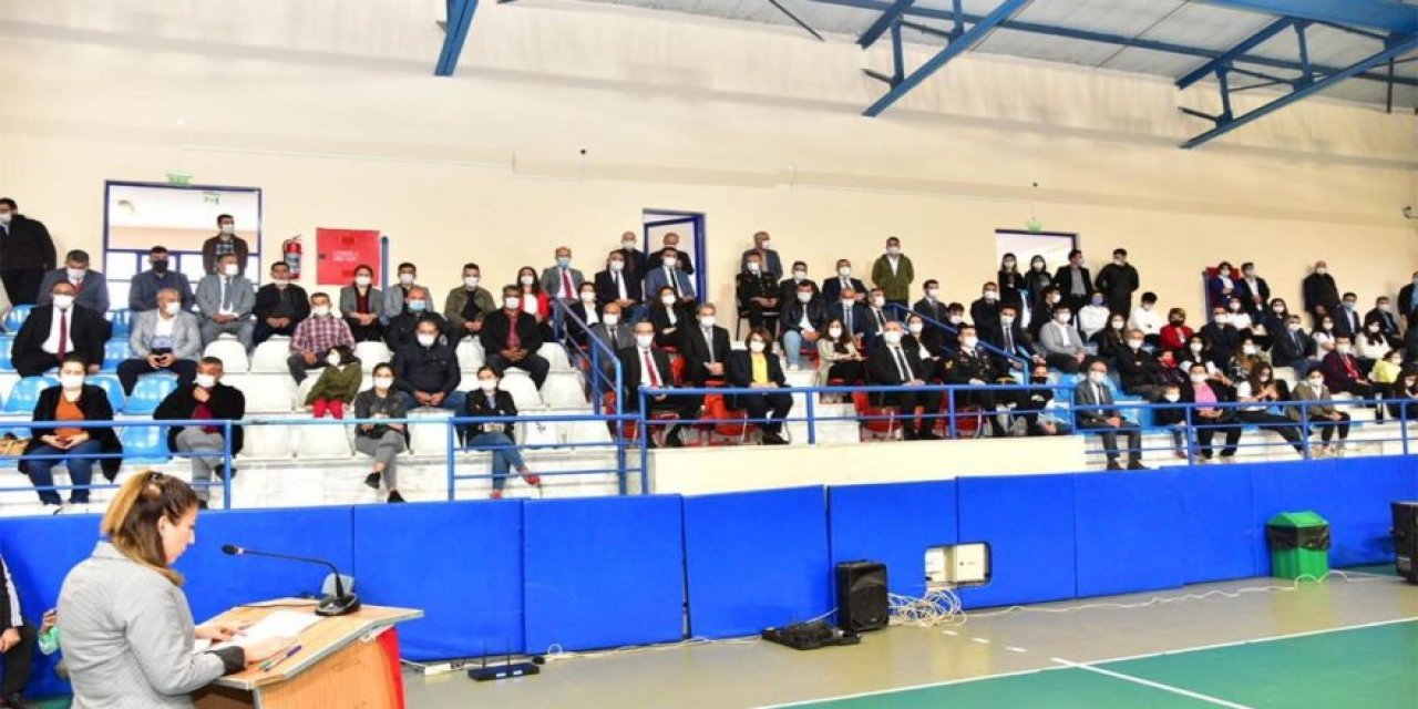 KutlarMIŞ gibi yaptılar... Atatürk’süz, bayraksız 29 Ekim kutlaması!