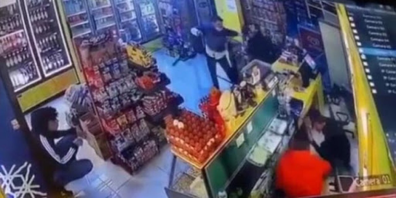 Pompalı tüfek... Sopa... Bıçak... Market basıp dehşet saçtılar!