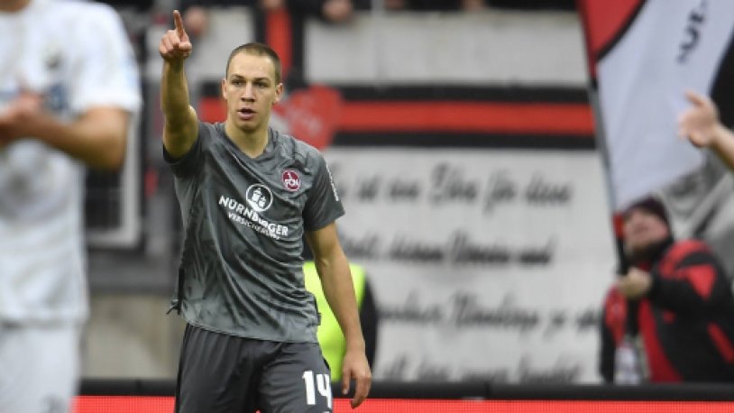 Kaydettiği 5 golle maça damga vurdu! Eski Fenerbahçeli oyuncu tarihe geçti