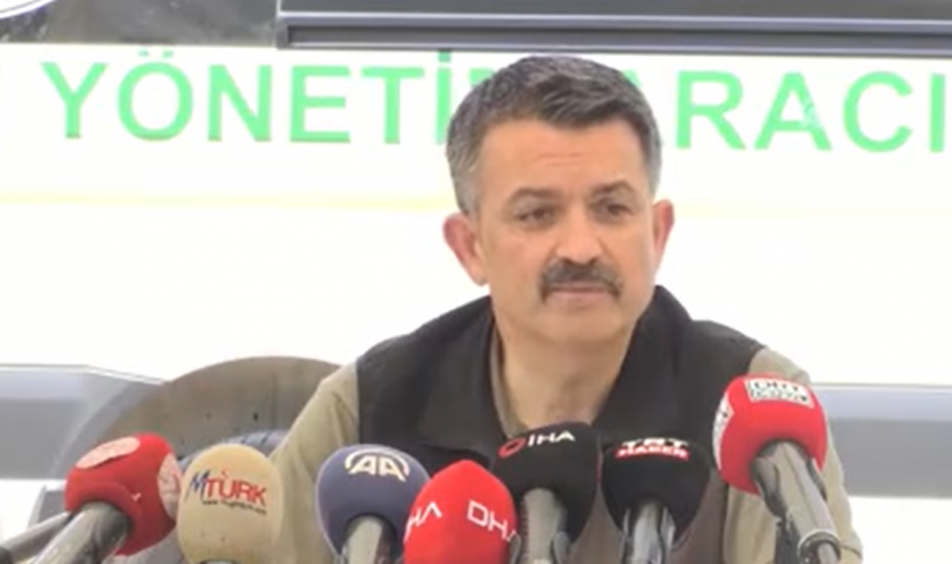 Yunanistan'a uçak gönderileceği belirtilmişti... Tarım ve Orman Bakanı Bekir Pakdemirli'den konuya ilişkin açıklama