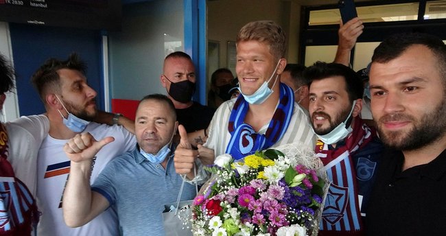 Trabzonspor, Cornelius’u KAP’a bildirdi