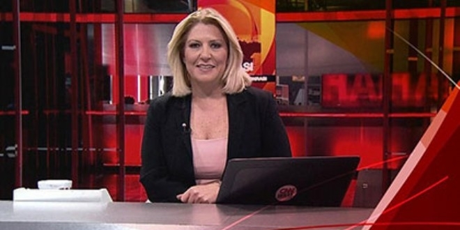 Gazeteci Ahu Özyurt'un görevine son verildi