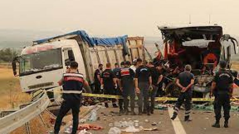 6 kişinin hayatını kaybetmişti... Manisa'da meydana gelen kazada TIR şoförü hakkında karar